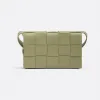 葆蝶家/Bottega Veneta 洞石绿 羊皮革 女士 cassette斜挎包 578004VMAY12916