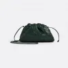 葆蝶家/Bottega Veneta 墨水绿 100% 羊皮革 女士 mini pouch迷你手拿包 585852VCPP13014
