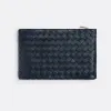 葆蝶家/Bottega Veneta 太空灰 羊皮革/牛皮革 女士 中号pouch手拿包 608232VCPP98837