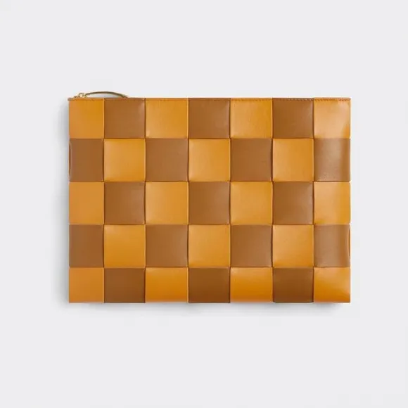 葆蝶家/Bottega Veneta 金棕色 / 驼色 100% 牛皮革 女士 中号pouch手拿包 652931V2AC47704