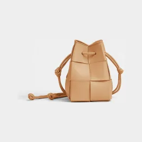 葆蝶家/Bottega Veneta ALMOND 女款 水桶包 680217VCQC42700