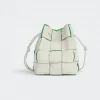 葆蝶家/Bottega Veneta 白色/鹦鹉绿 100% 水牛皮 女士 小号cassette水桶包 680218V1Q719045