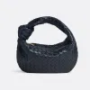 葆蝶家/Bottega Veneta 太空灰 羊皮革 女士 teen jodie肩背包 690225VCPP08837