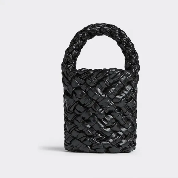 葆蝶家/Bottega Veneta 黑色 牛皮革 女士 迷你kalimero水桶包 717177VA9A61019