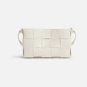 葆蝶家/Bottega Veneta Cassette绳带手拿包 730543VCQC49143