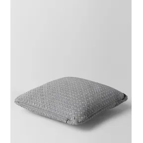 葆蝶家/Bottega Veneta 驼灰色编织麂皮方形抱枕 118162VBB701120