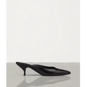葆蝶家/Bottega Veneta 光面小山羊皮穆勒鞋 565647VX1901000