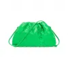 葆蝶家/Bottega Veneta 绿色 100% Lamb 皮质r 女士 单肩包 585852-VCPP1-3722