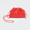 葆蝶家/Bottega Veneta 甲油红 迷你手拿包 585852-VCPP1-6408