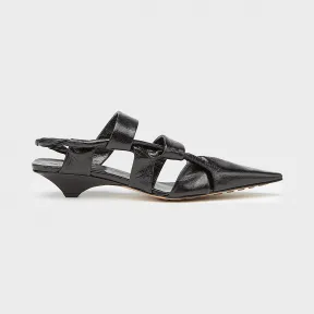 葆蝶家/Bottega Veneta 黑色 BV Point尖头鞋  630185-VBP10-1000