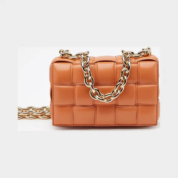 葆蝶家/Bottega Veneta 黏土粉色 The Chain Cassette手袋 631421-VBWZ0-7628