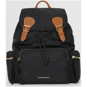 博百利/Burberry 女士 The Rucksack - 大号功能性尼龙拼皮革军旅背包 (黑色) 40148791