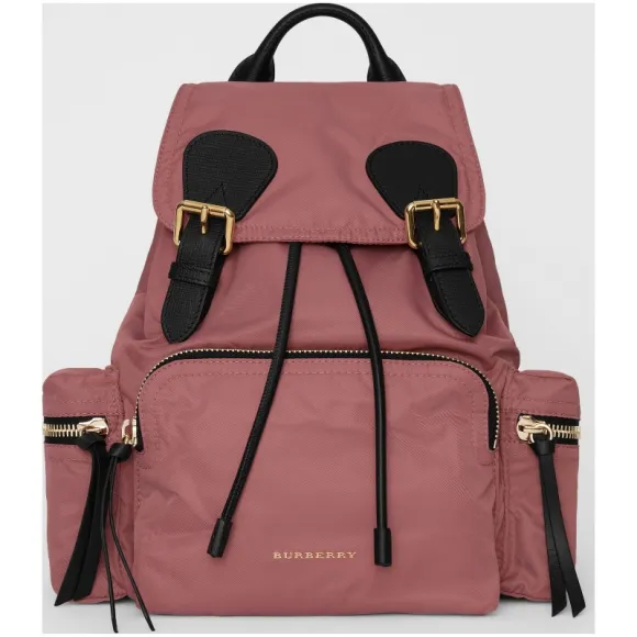 博百利/Burberry 女士 The Rucksack - 中号功能性尼龙拼皮革军旅背包 (粉葵色) 40209591