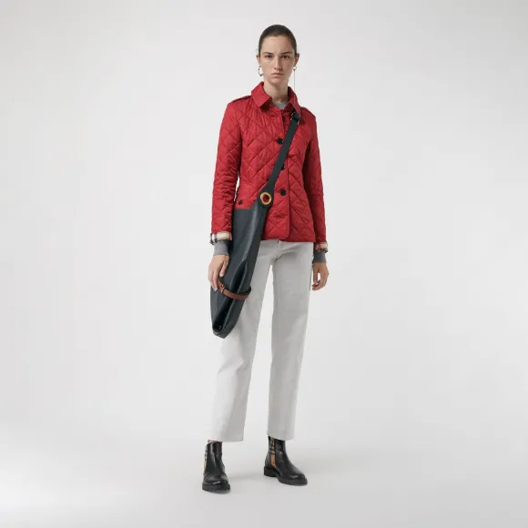 博百利/Burberry  菱形绗缝外套 (缤纷红色)  40673071