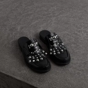 博百利/Burberry 女士 铆钉流苏漆皮穆勒鞋 (黑色) 40756001