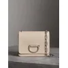 博百利/Burberry 女士 小号皮革 D 型环包 (石色) 40769641
