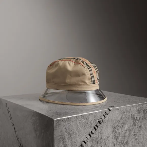 博百利/Burberry  1983 格纹渔夫帽 (深沙色)  40784341