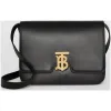 博百利/Burberry 女士 TB 中号专属标识皮革锁扣包 (黑色) 80103351