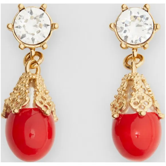 博百利/Burberry 女士 镀金人造珍珠吊饰耳环 (亮红色 / 浅金色) 80129751