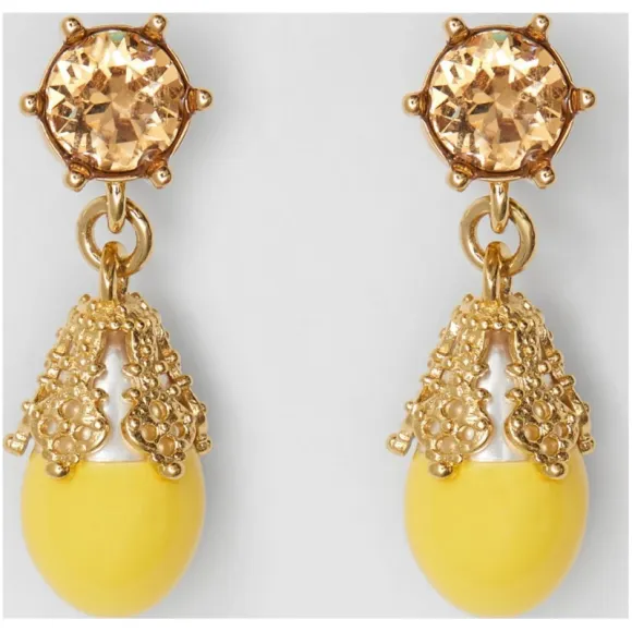 博百利/Burberry 女士 镀金人造珍珠吊饰耳环 (浅黄玉色 / 浅金色) 80129771