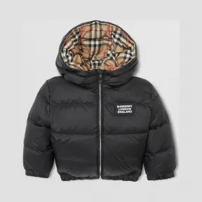 博百利/Burberry 童装 双面两穿 Vintage 格纹羽绒外套 (黑色) 80214591