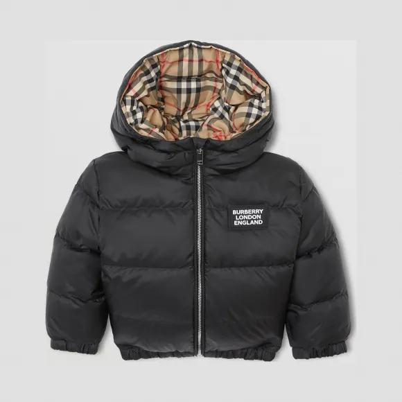 博百利/Burberry 童装 双面两穿 Vintage 格纹羽绒外套 (黑色) 80214591