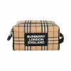 博百利/Burberry 徽标嵌花 Vintage 格纹旅行收纳袋 (典藏米色) - 男士  80229551
