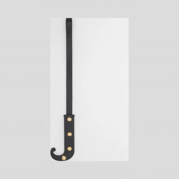 博百利/Burberry J 字母铆钉皮革吊饰 (黑色 / 浅金色) - 女士  80235251