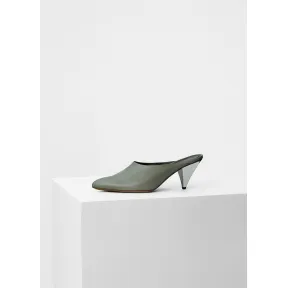 思琳/Celine  军仕灰小牛皮65毫米跟高刀锋跟穆勒鞋 321573HMUC.10AG