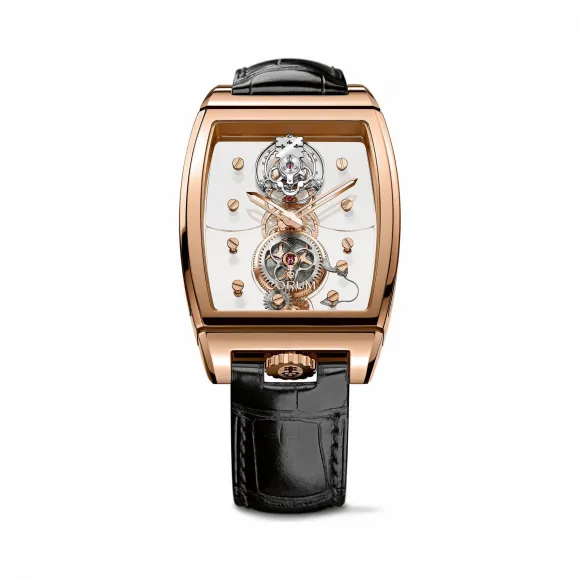 昆仑/Corum 金桥长方形腕表 系列 18Kt白金，水晶玻璃表壳中层，双面防眩水晶玻璃表镜，水晶玻璃表背，镶69颗VVS净度/H色/长方钻，4.00克拉，118颗VVS净度/H色/双翻钻，1.57克拉 手动机械机芯 B100-01146–100.160.55-0F010000