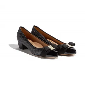 菲拉格慕/Salvatore Ferragamo 绗缝Vara高跟鞋 01M832_672114