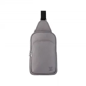 路易威登/Louis Vuitton(LV) Avenue 单肩包 Taiga | 路易威登官方网站 - M30951 M30951