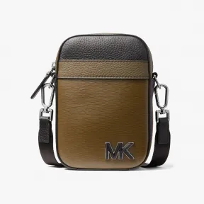 迈克高仕/Michael Kors Hudson 皮质斜挎手机包 33H1LHDC1L333