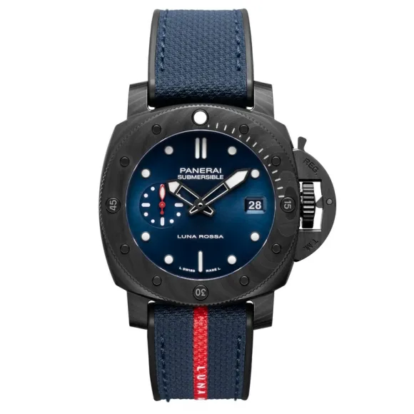 沛纳海/Panerai Submersible潜行系列Luna Rossa Carbotech™ 42MM  自动机械机芯 男表 PAM01563
