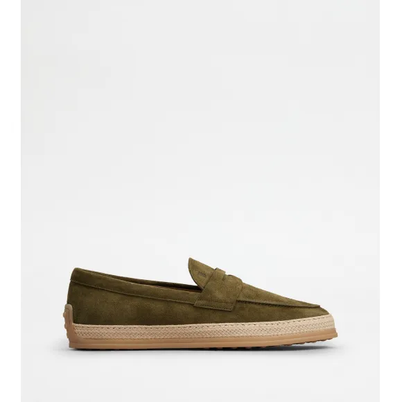 托德斯/Tod's 男人 绿色 绒面皮革乐福鞋 XXM0TV0FQ80RE0V611