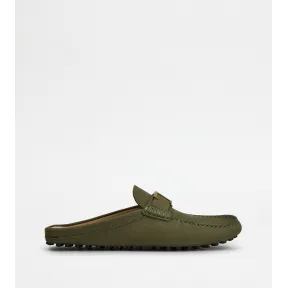 托德斯/Tod's 男人 绿色 翻绒革豆豆穆勒鞋 XXM64C0GF016RNV616