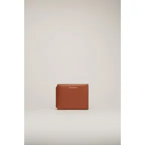 阿克尼/Acne 女士 三折式钱夹 杏仁棕色 CG0097-ADS