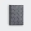 葆蝶家/Bottega Veneta 闪电灰 / 泳池蓝 牛皮革  翻盖卡包 592619VCPQ61249
