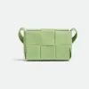 葆蝶家/Bottega Veneta 淡绿色 牛皮革/织物 男士 candy cassette 斜挎包 667048VCQ723840