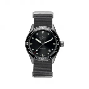 宝珀/Blancpain Fifty Fathoms 五十噚系列 缎面磨砂钛金属 自动机械机芯 男表 5000-1230-NAB