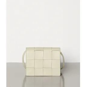 葆蝶家/Bottega Veneta INTRECCIATO编织小羊皮迷你斜挎包 574051VBOX19644