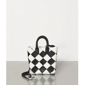 葆蝶家/Bottega Veneta NTRECCIATO编织小羊皮双色吊坠 577779VBO018323