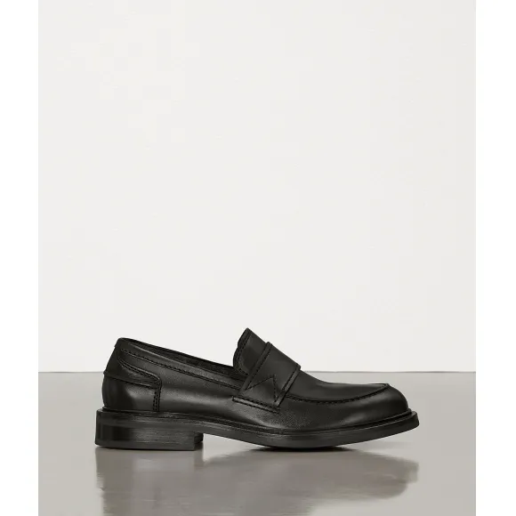 葆蝶家/Bottega Veneta 小牛皮乐福鞋 578283VBPC01000