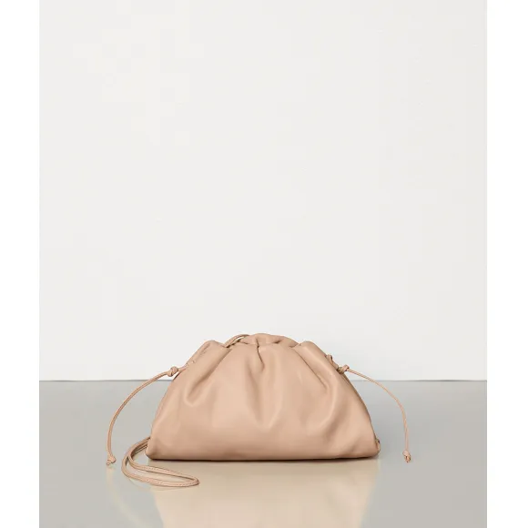 葆蝶家/Bottega Veneta BUTTER小牛皮POUCH 20手拿包 585852VBIU56950