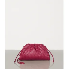 葆蝶家/Bottega Veneta MAXI INTRECCIO编织THE POUCH 20手拿包 585852VO0BL6213