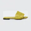 葆蝶家/Bottega Veneta 酸绿色 BV Lido平底凉鞋 608853-VBSS0-7602
