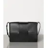 葆蝶家/Bottega Veneta 黑色 斜挎包 618793-VB1K0-1229