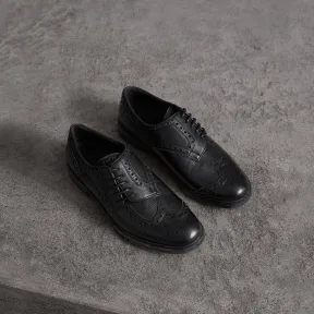 博百利/Burberry 女士 镂空装饰皮革不对称式系带鞋 (黑色) 40603871