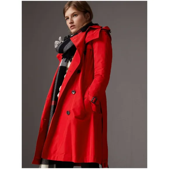 博百利/Burberry 女士 可拆式连帽塔夫绸 Trench 风衣 (军红色) 40624621
