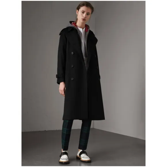 博百利/Burberry 女士 羊绒 Trench 风衣 (黑色) 40667731